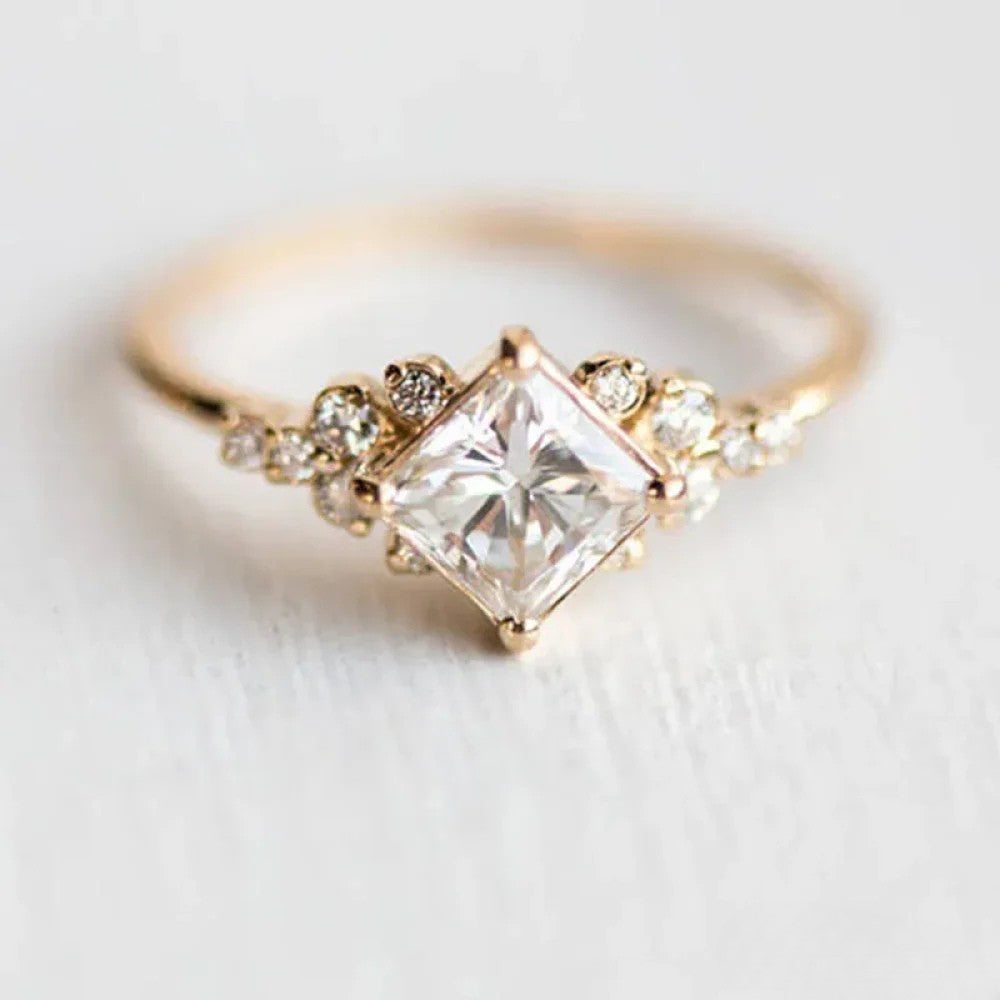 Delysian | Anillo con diseño de corona