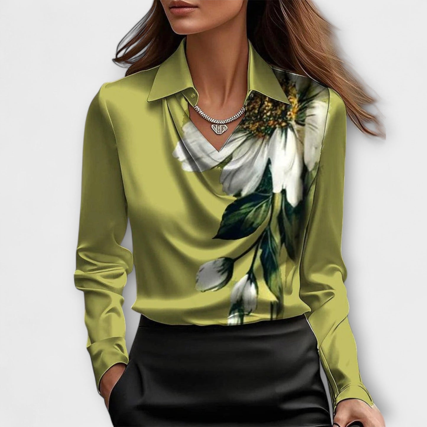 Liora | Blusa brillante con cuello fruncido