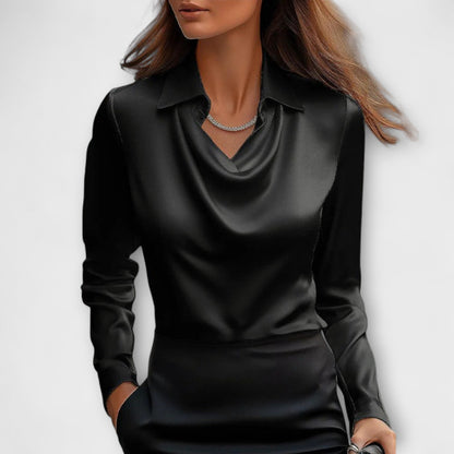Liora | Blusa brillante con cuello fruncido